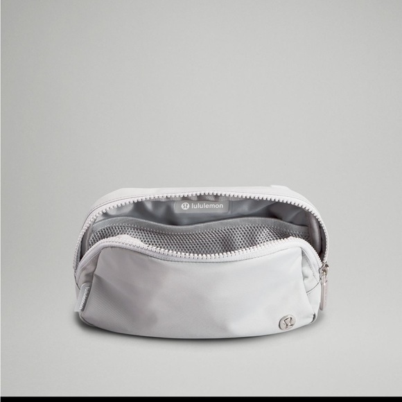 NWT Lululemon Everywhere Belt Bag 1L Silver drop/white in color - Picture 6 of 10